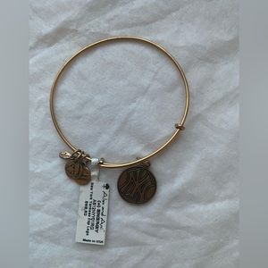 Alex and Ani Limited Addition NY Yankees MLB Bracelet